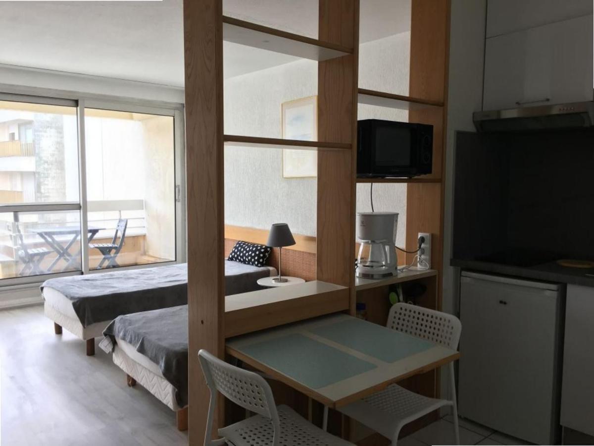 Studio Front De Mer Avec Piscine Et Balcon A Biarritz - Fr-1-3-412 Exteriör bild
